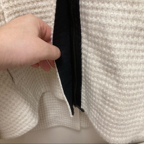 Rachel Rachel Roy white waffle knit winter jacket faux fur trim M high low hem - Picture 4 of 11